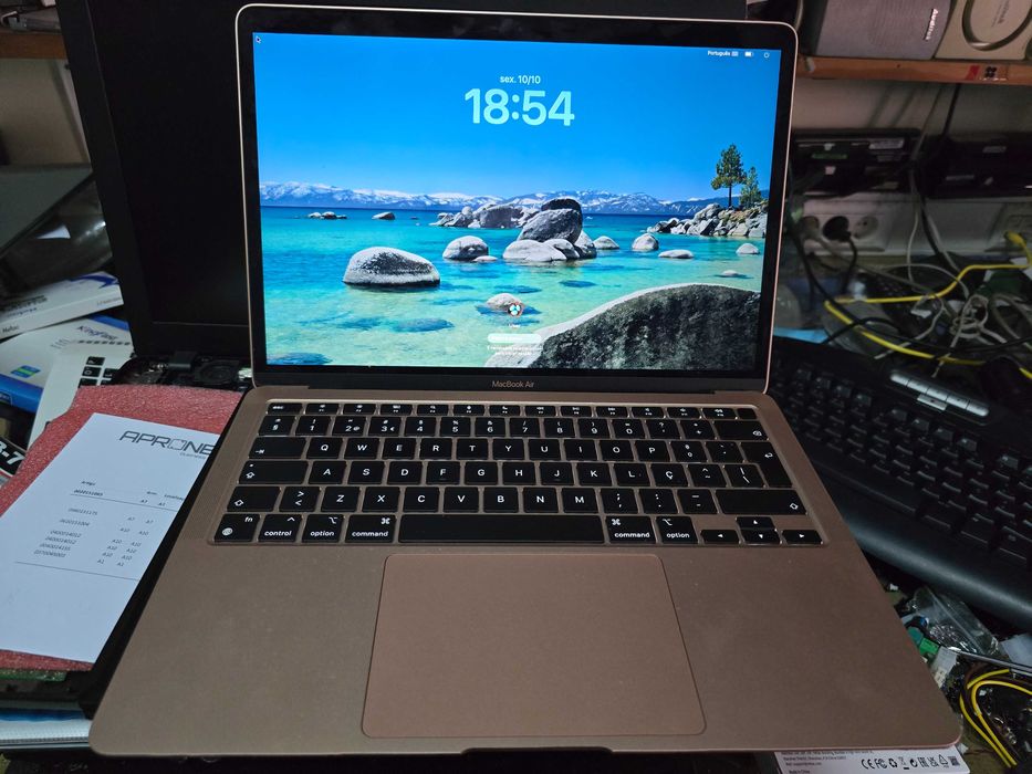 MACBOOK AIR GOLD A2337 COMO NOVO M1-8GB Ram-256Gb Bateria NOVA a 100%
