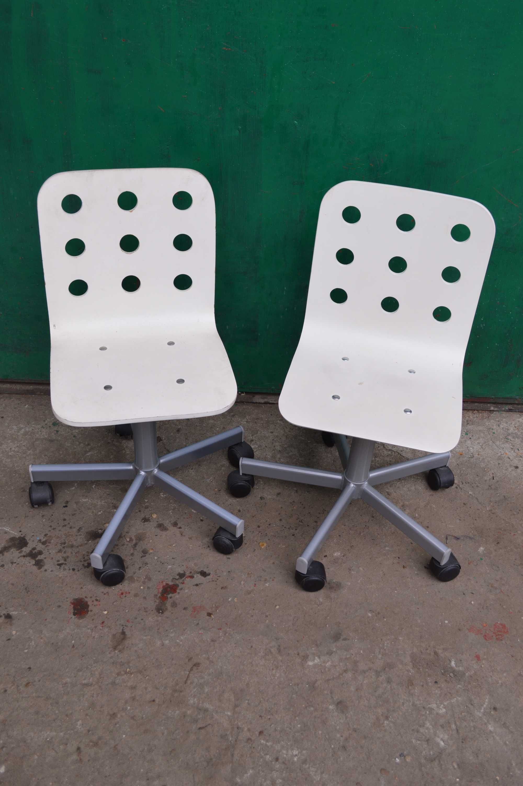 krzeslo obrotowe krzeslo na kolkach