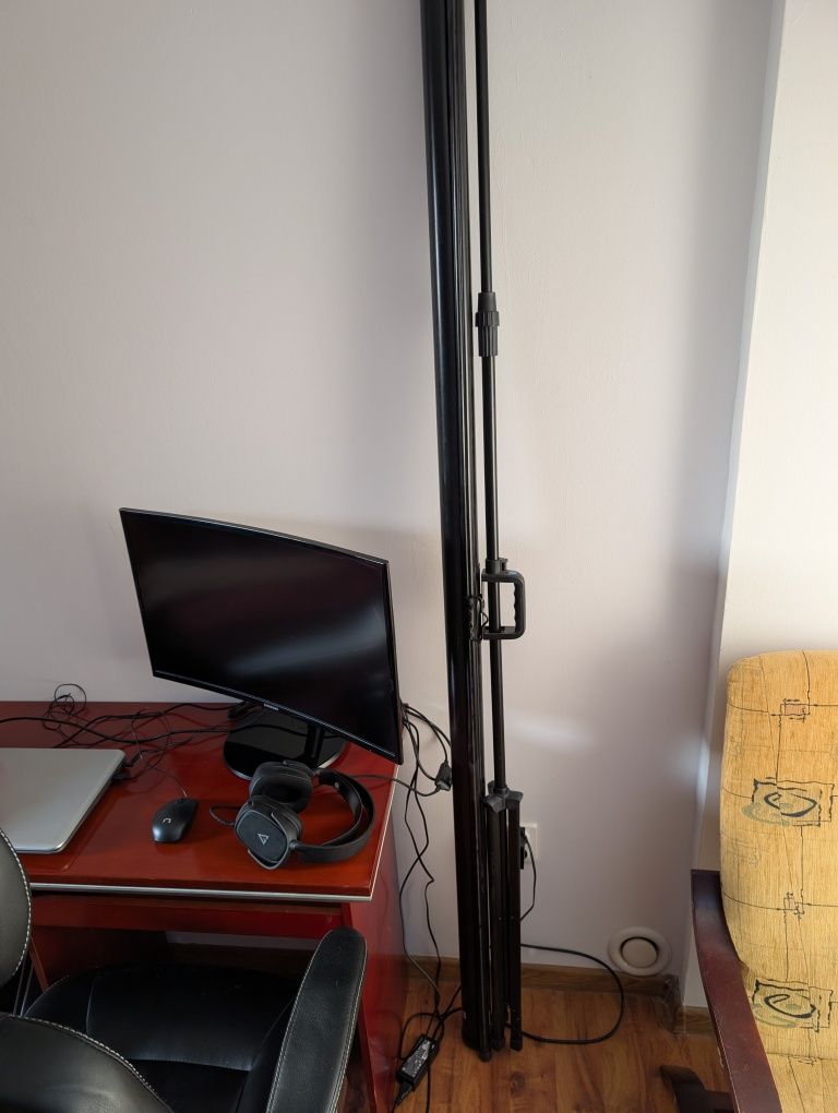 Projektor Acer P1320 + Ekran Projekcyjny Duży!