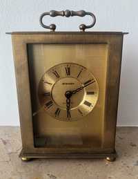 Relógio Staiger, em latão (15 cm altura, 873 gramas)