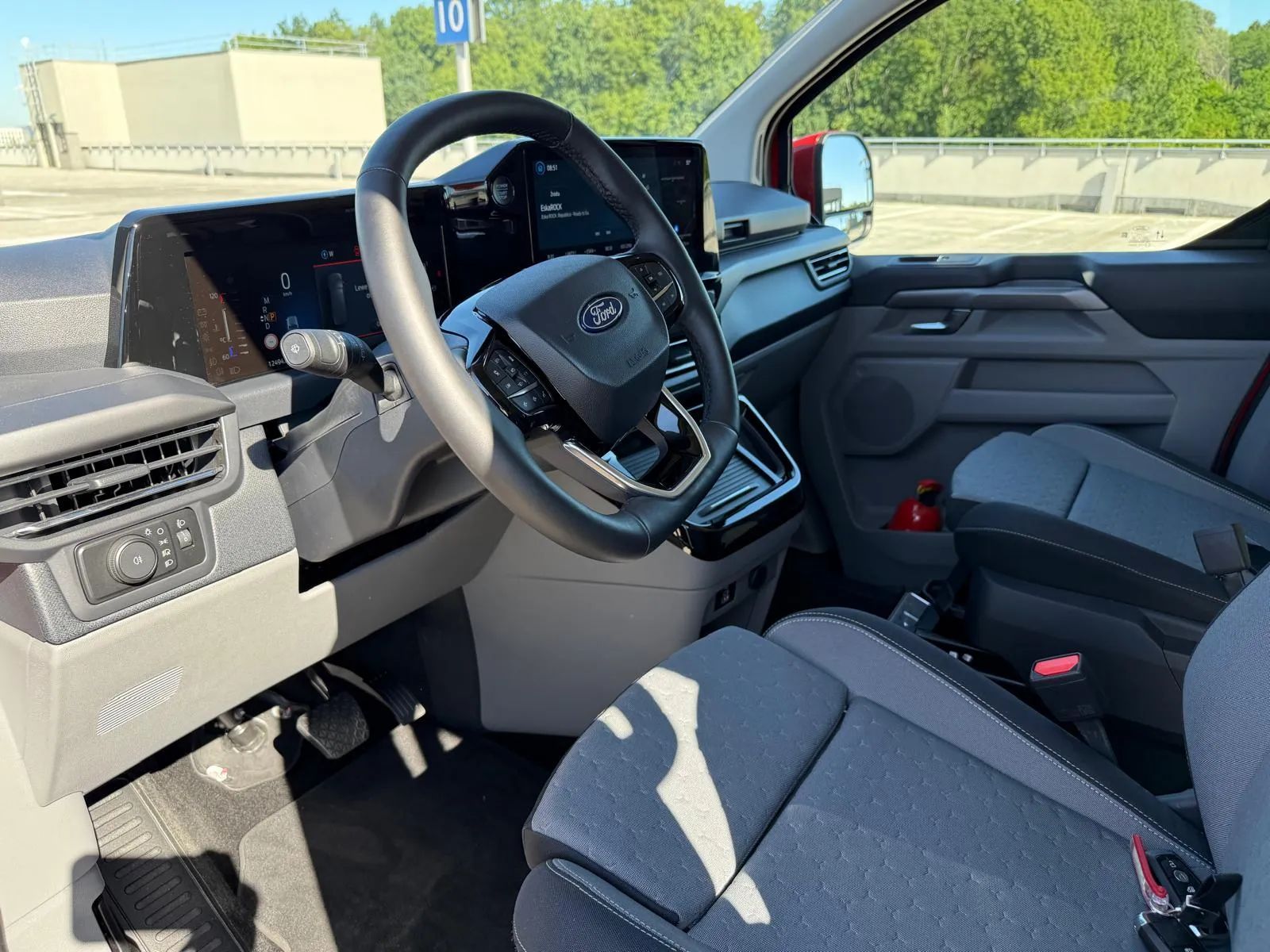 Ford Tourneo Custom 8 osobowy, Polski salon,jak nowy, bezwypadkowy, idealny!