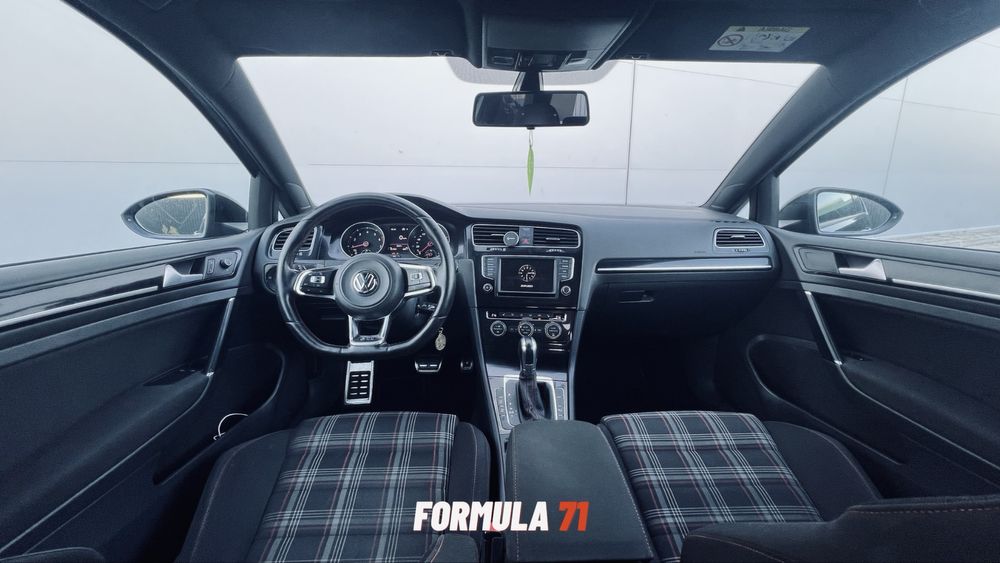 Volkswagen Golf 7 GTI Performance 2016