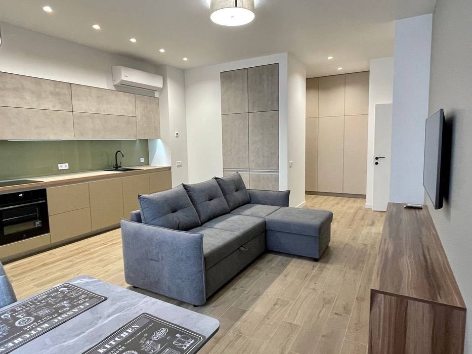 Продам 2к квартиру в ЖК IQ House с ремонтом