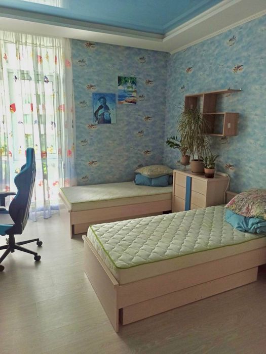 Продам 3 кім простору квартиру ЖК Панорама Сімфіропільська Центр