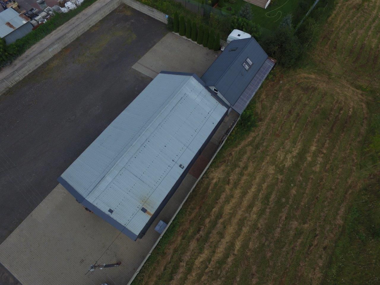 Do wynajęcia magazyn, biuro, plac 2300 m2 przy trasie E7 Łomianki