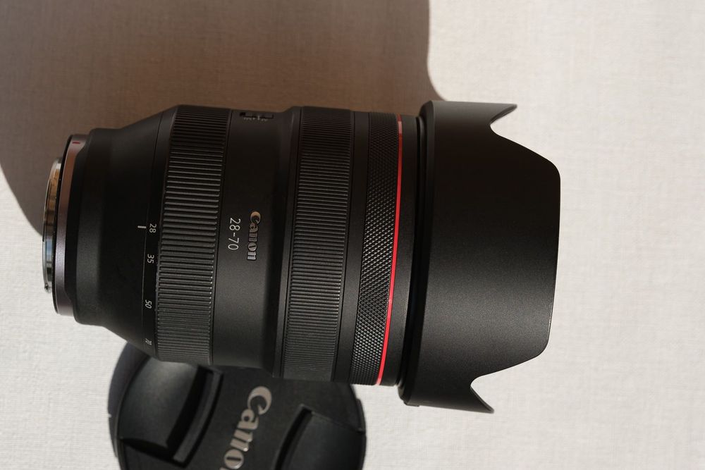Canon RF 28-70 F/2.0