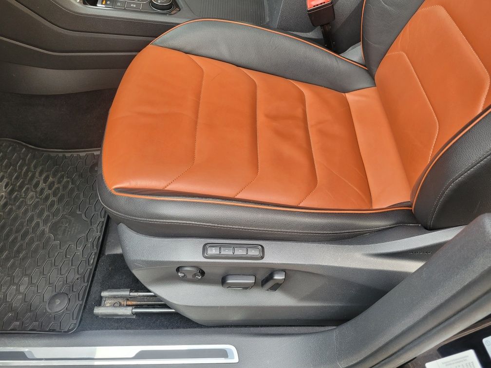 Volkswagen Tiguan wersji Highline 2.0 TDI  4MOTION, DSG