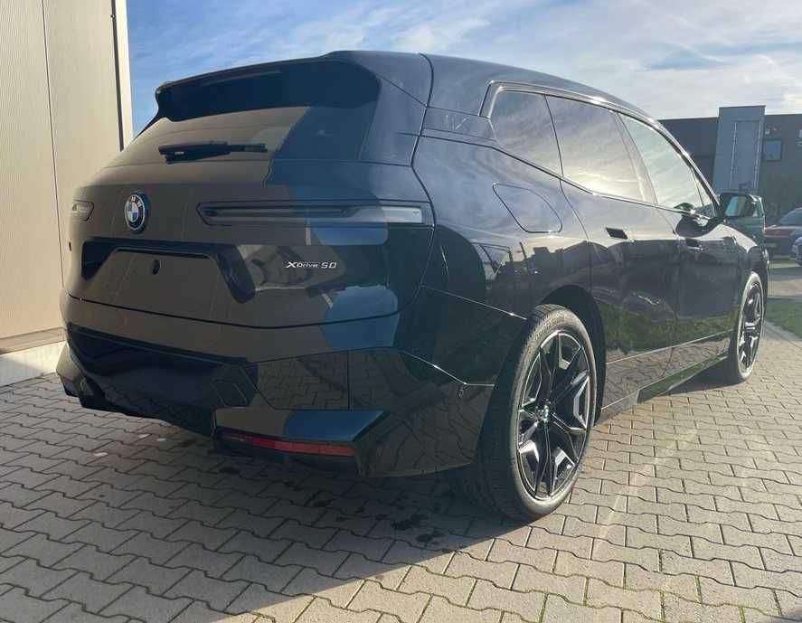 Бампер передний зад. BMW iX, i7 запчасти б/у