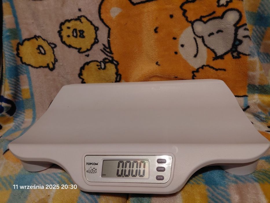 Waga niemowleca topcom