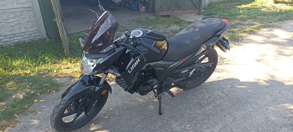 Мотоцикл Ліфан КП 200