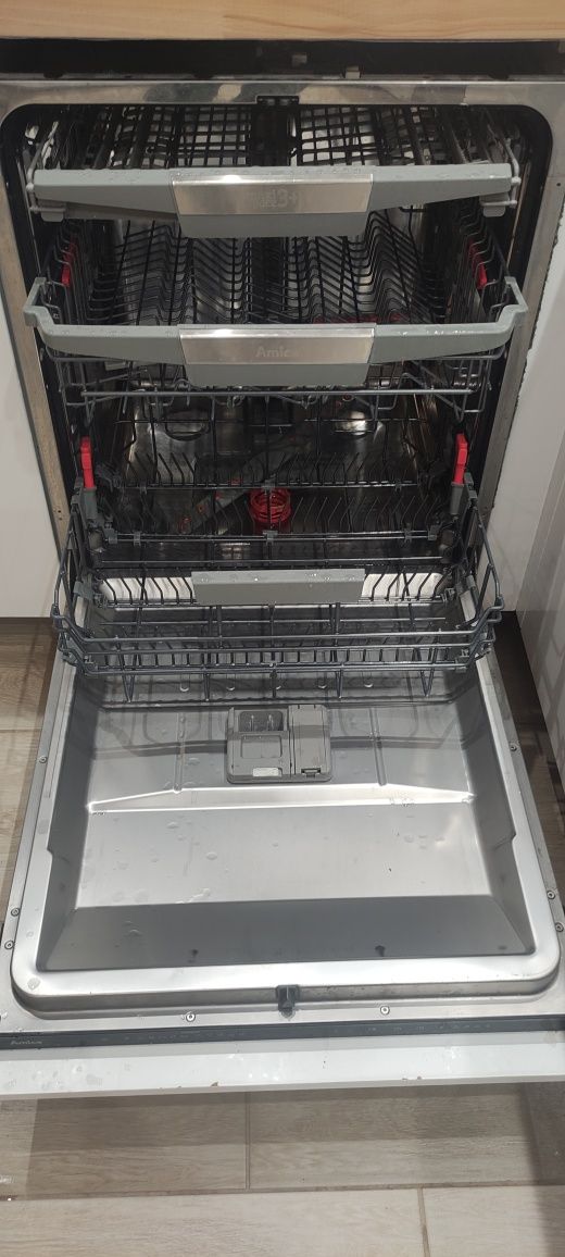 Zmywarka Amica 60cm pod zabudowę, program dezynfekcja UV