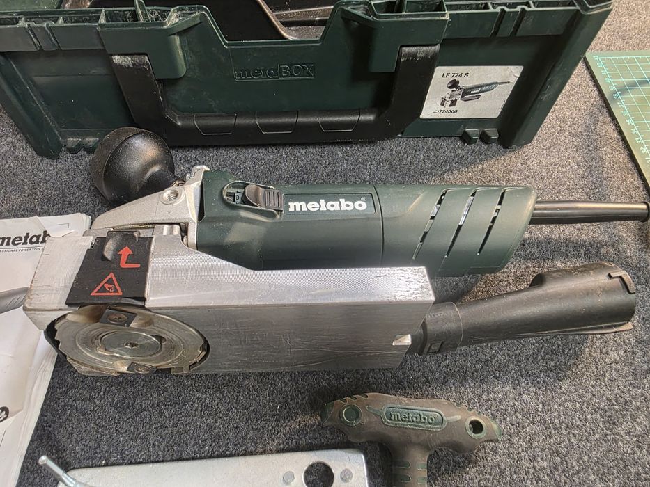 Frezarka do lakieru Metabo LF 724 S + BOX
