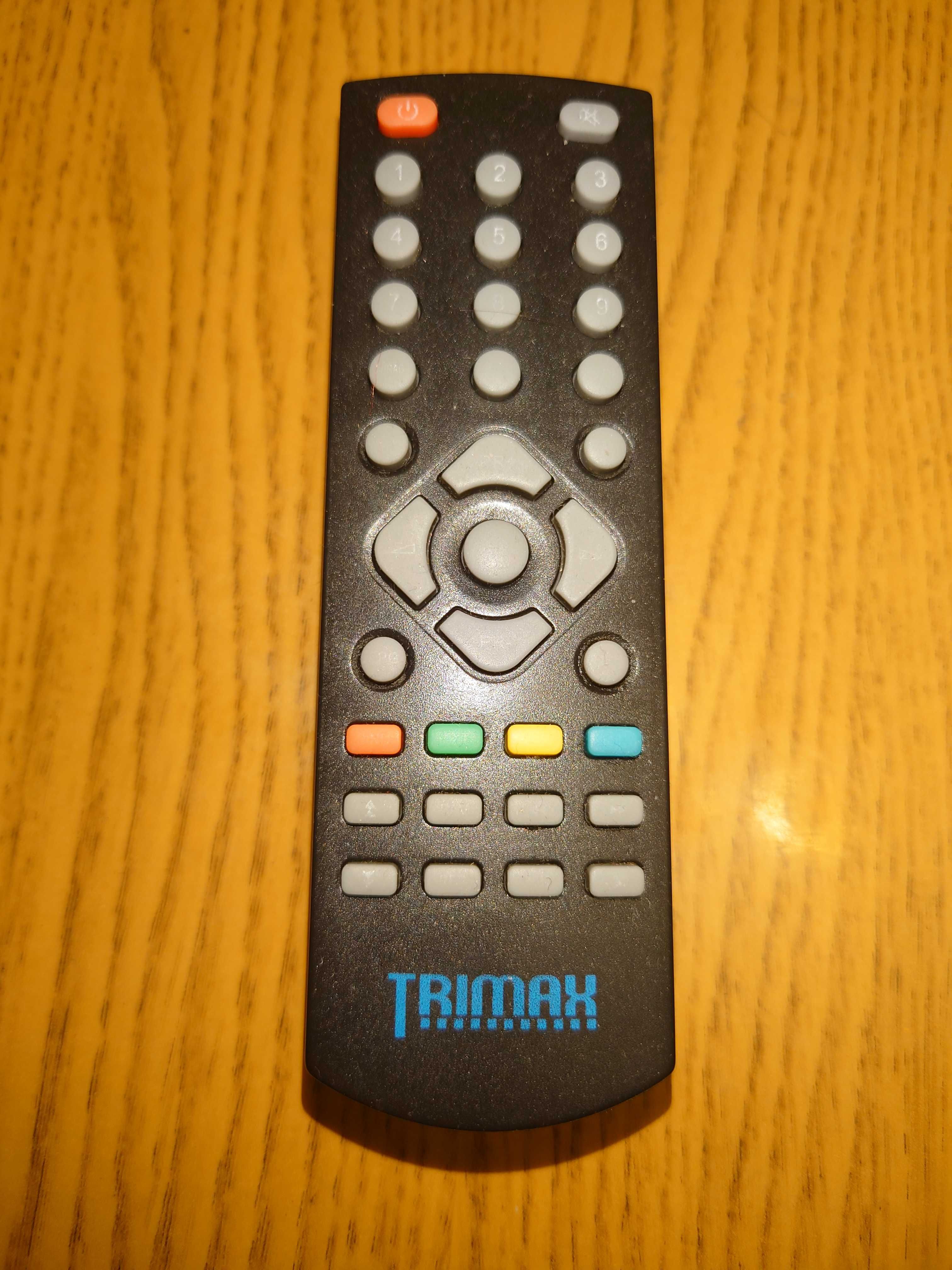 Телевизор SATURN LED 32 HD800U новый +ресивер Trimax TR-2012HD PVR б/у