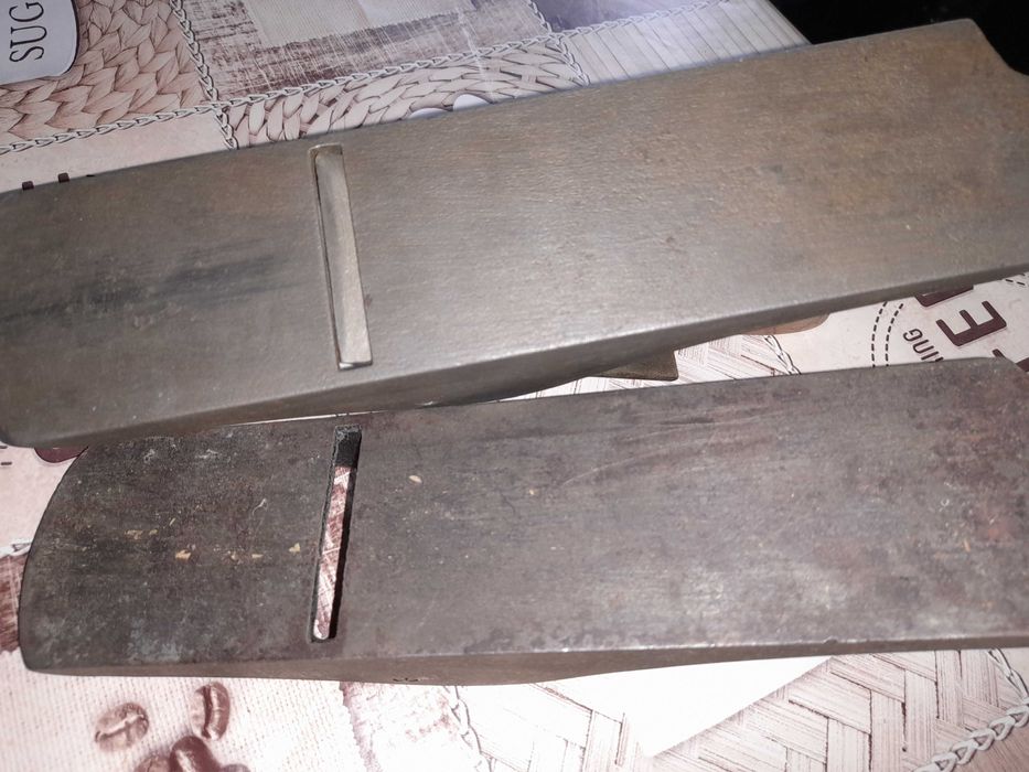 Продам шерхебель - рубанок с прямым ножом для грубых работ.