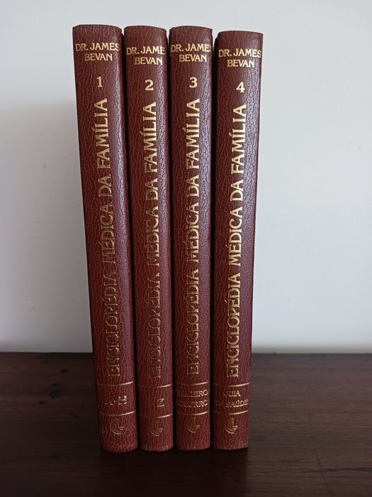 Enciclopédia Médica da Família