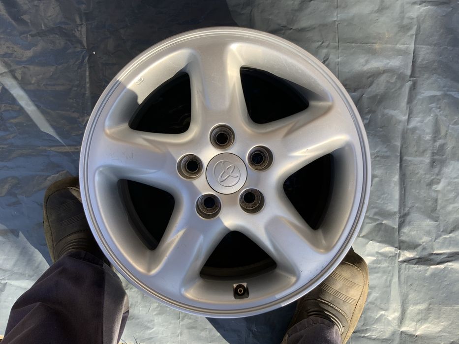 Orginalne FELGI aluminiowe do TOYOTY !