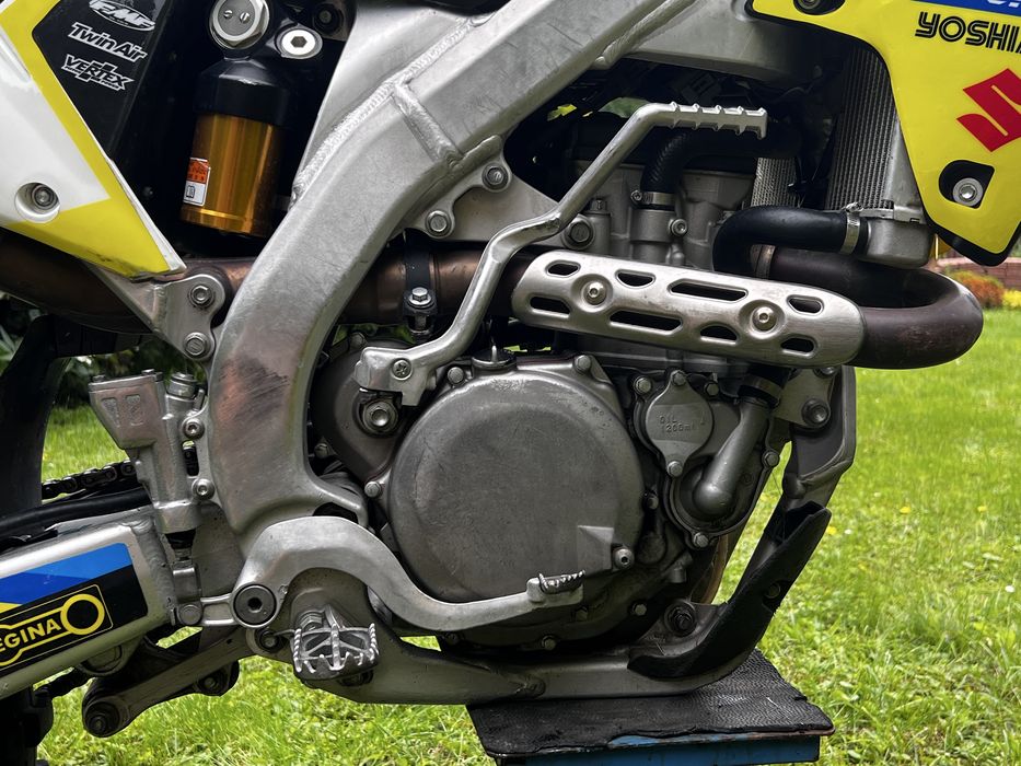 Suzuki RMZ 450 / 2018 2kpl plastików