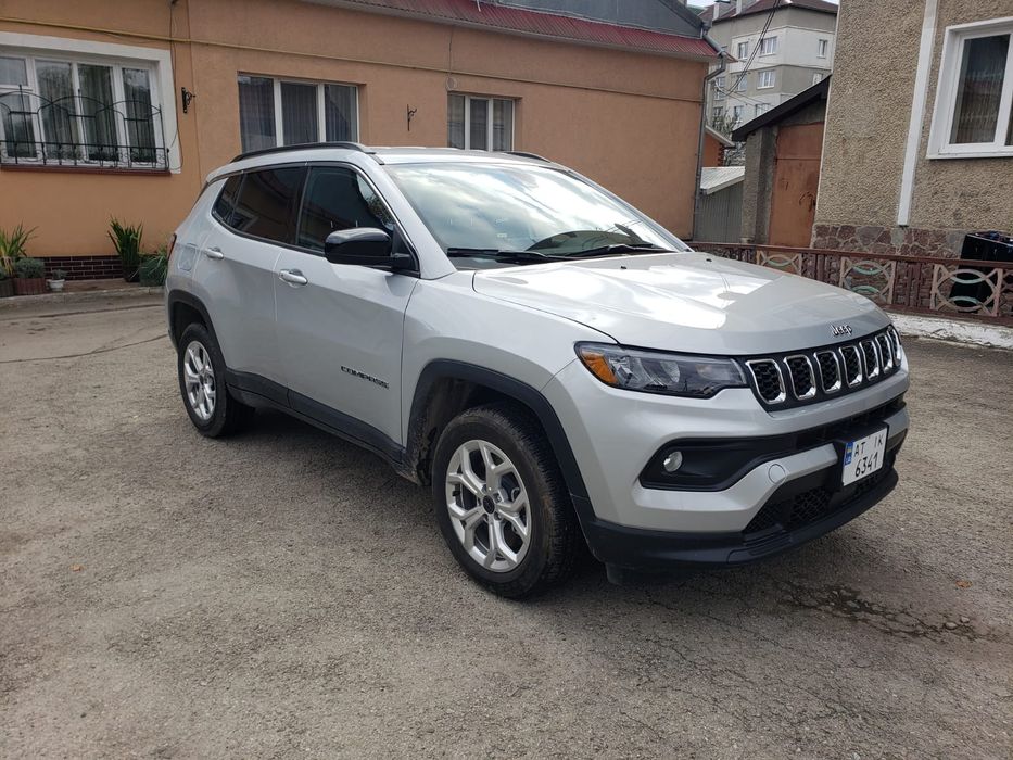 Новенький Jeep Compass 2025