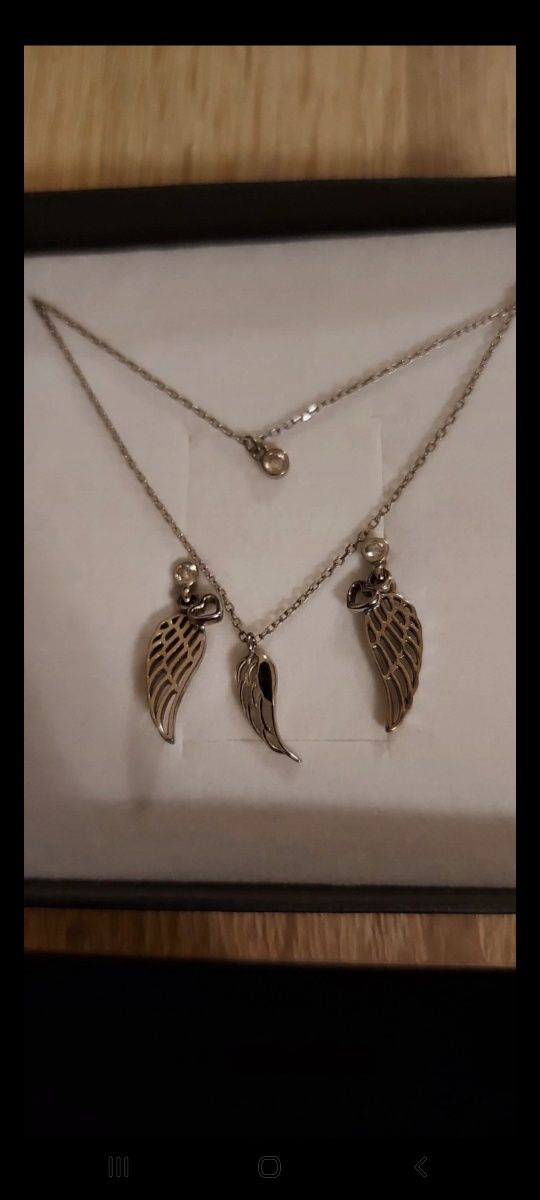 Srebrny komplet biżuterii , celebrytka , skrzydła anioła
