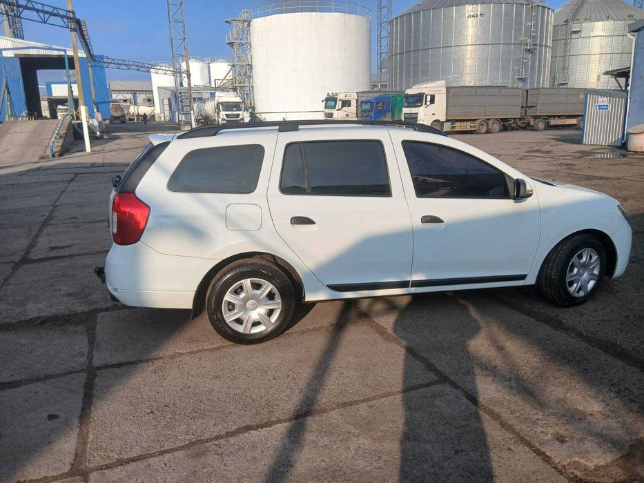 Авто Renault Logan 2013