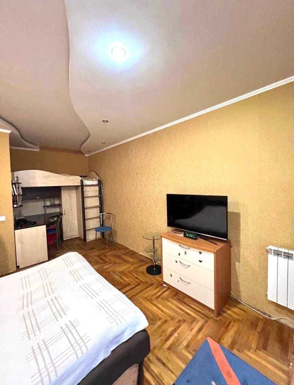 Продается 1 ком квартира в Днепровском р-не по ул Кремлевская