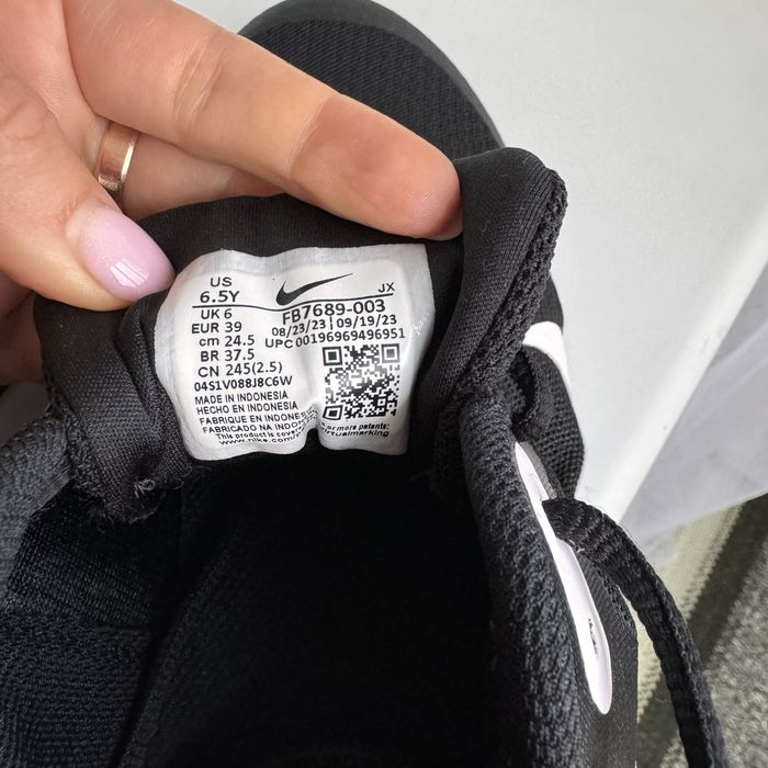 Кросівки Nike Revolution 7, eur 39