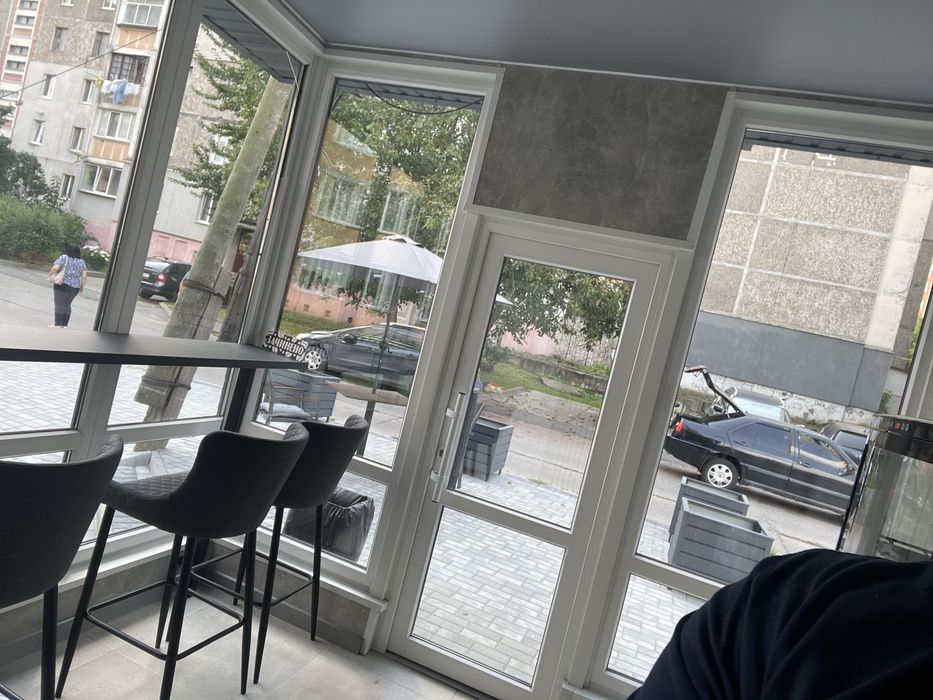 Здається в оренду приміщення. Зроблено під кавʼярню. Все нове.