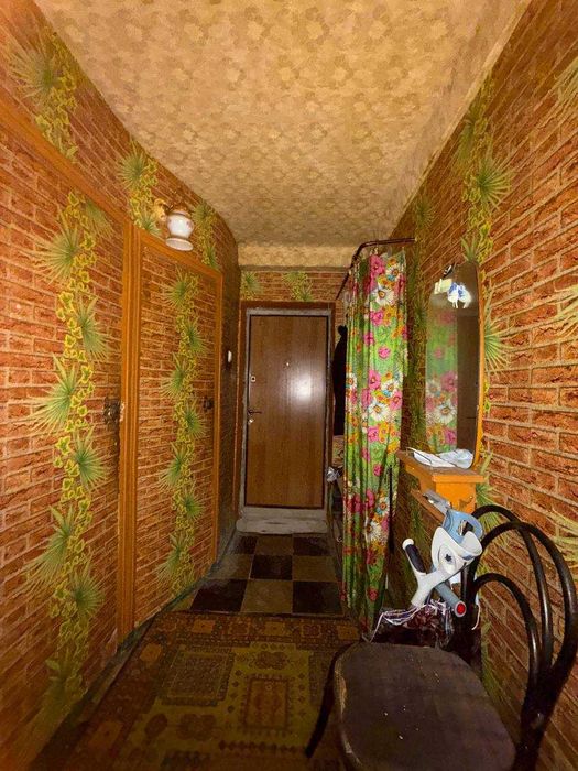 Продаж 2 кімн. квартири- вул. Михайла Грушевського (ДИМИТРОВА)