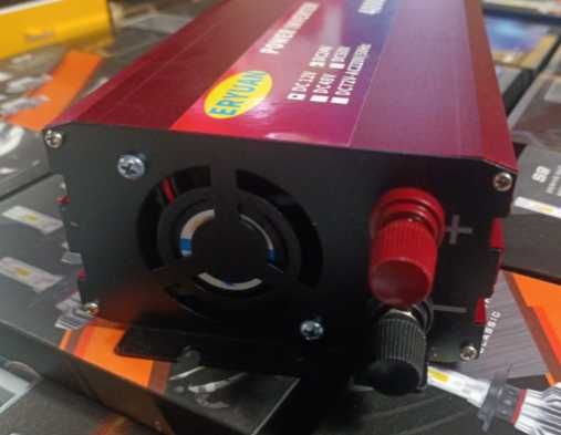 Преобразователь Инвертор 4000W ватт 12V/24V Перетворювач с дисплеем