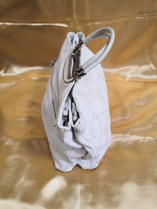 Элегантная белая кожаная сумка Gilda Tonelli, хорошее состояние.