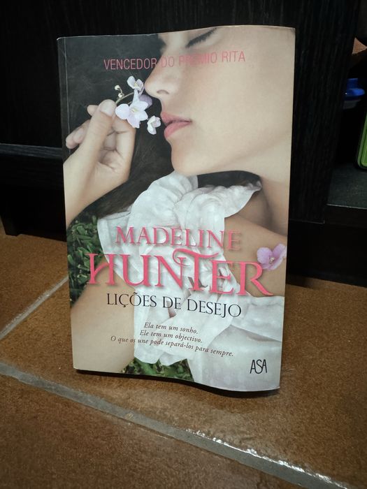 Livro “ Lições de Desejo” de Madeline Hunter