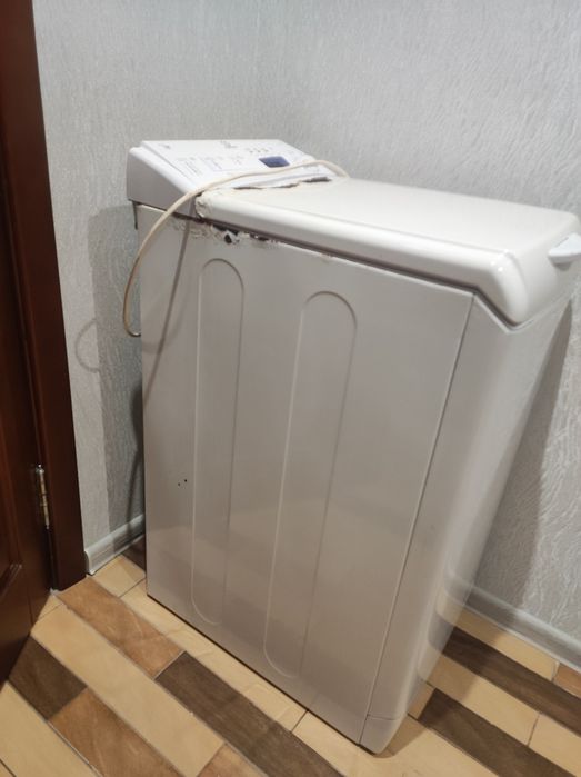 Пральна машинка indesit