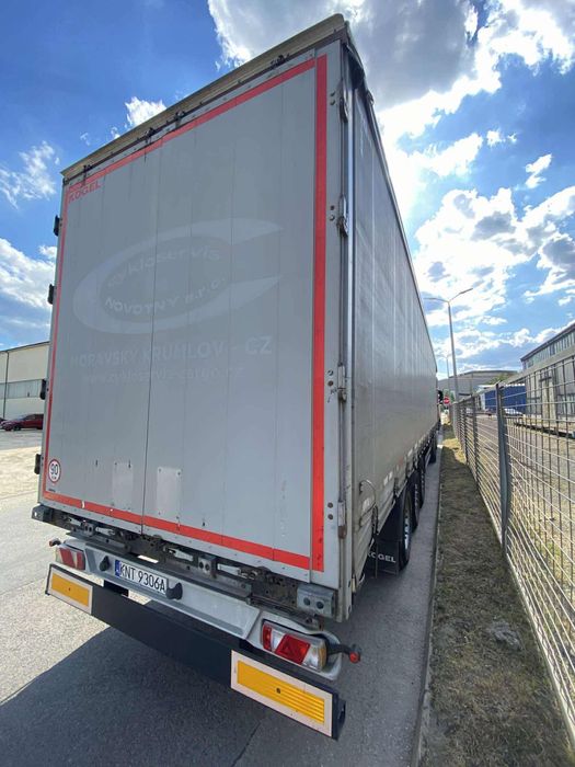 Naczepa Kogel firanka standard 2015r.