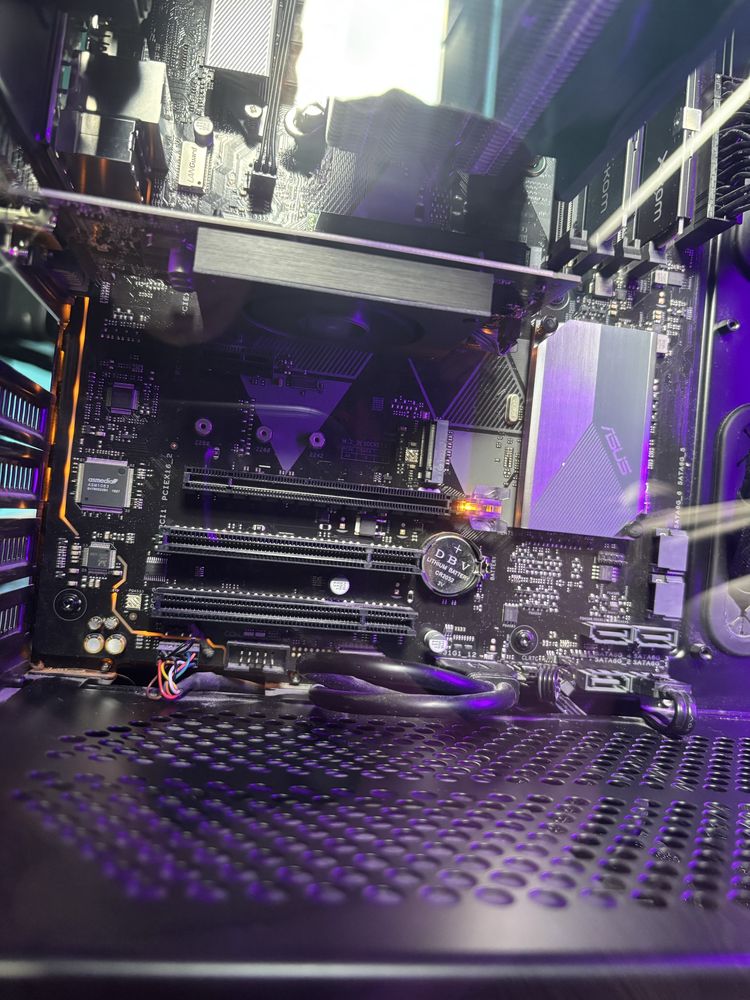 Komputer Gamingowy i5-9400F / 16GB / SSD + HDD W11