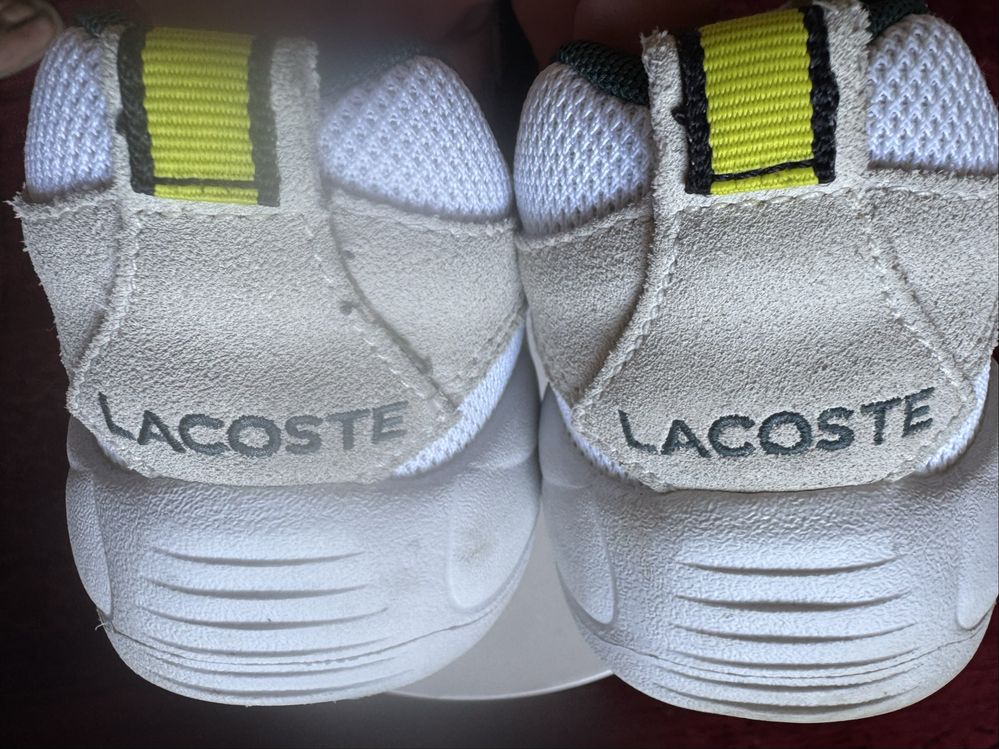 Sapatilhas Lacoste 37 pequeno
