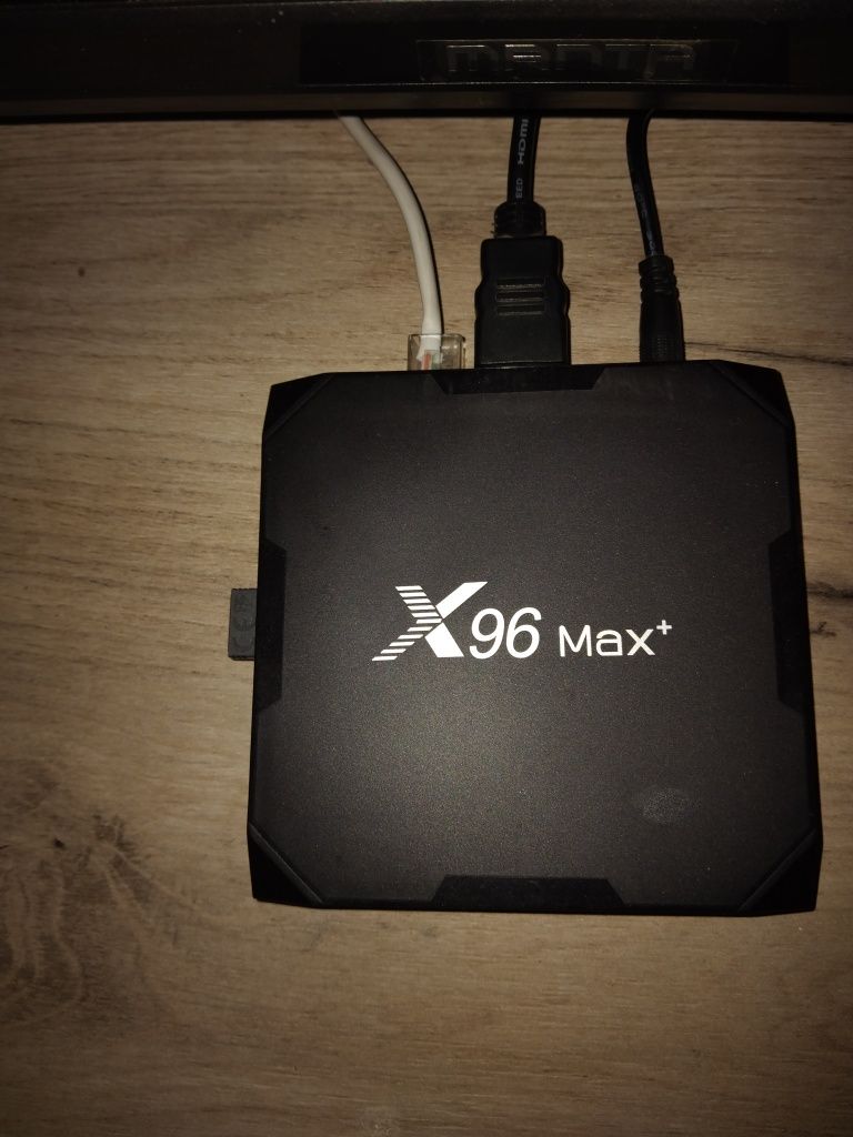 Смарт приставка X-96 MAX+ 4/64 Android 10 и Х-96 mini 2/16