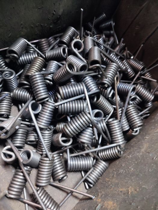 Изготовление пружин. Продажа пружин. Навивка пружин.