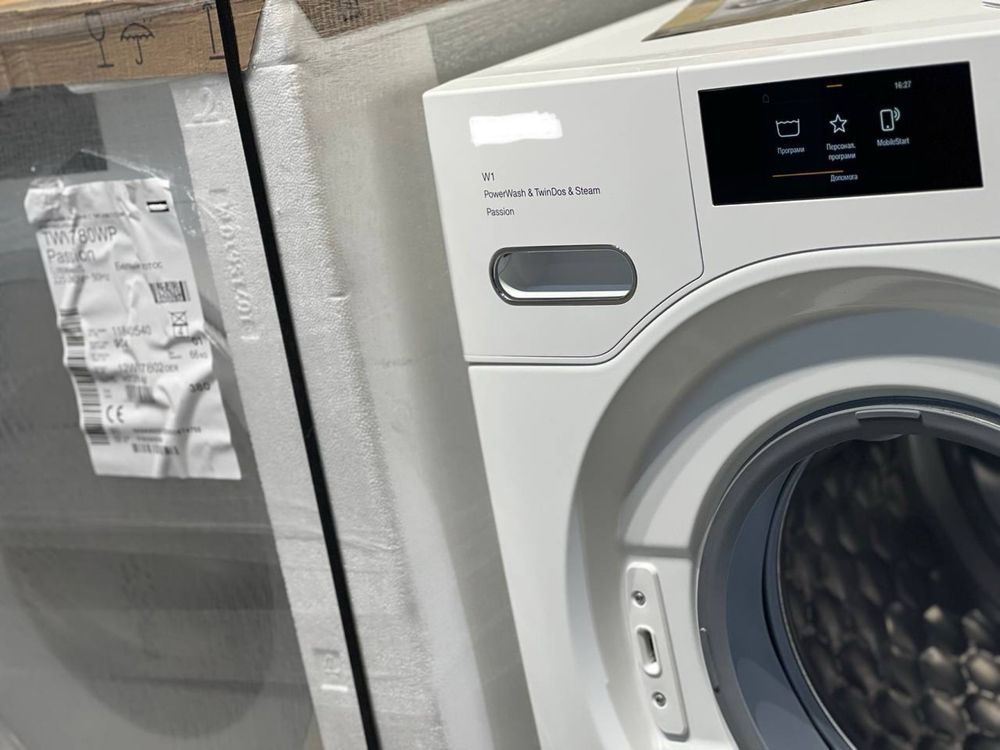 Комплект пральної WWV 980 WPS та сушильної машини TWV 780 WP Passion