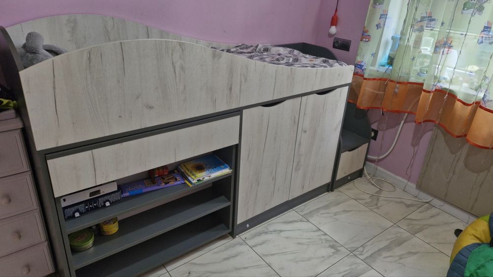 Дитяче ліжко  стіл трансфомер