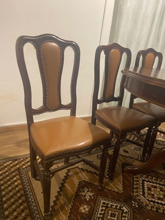 Conjunto de móveis de sala de jantar