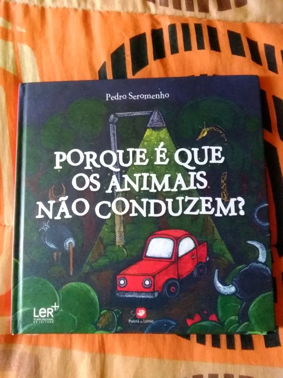 3 Livros para crianças com ilustrações