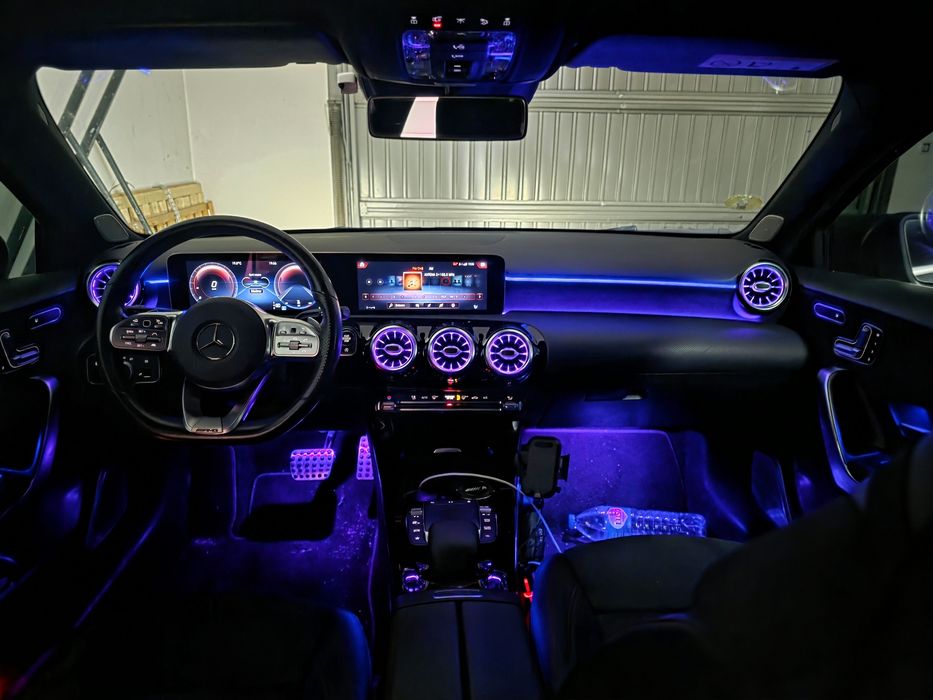 Mercedes A 180 d AMG Line 2020 •DIGITAL LIGHT • Burmester