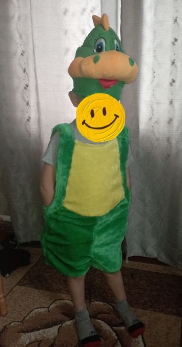 Новорічні(карнавальні) дитячі костюми ведмедик зайчик дракончик космон