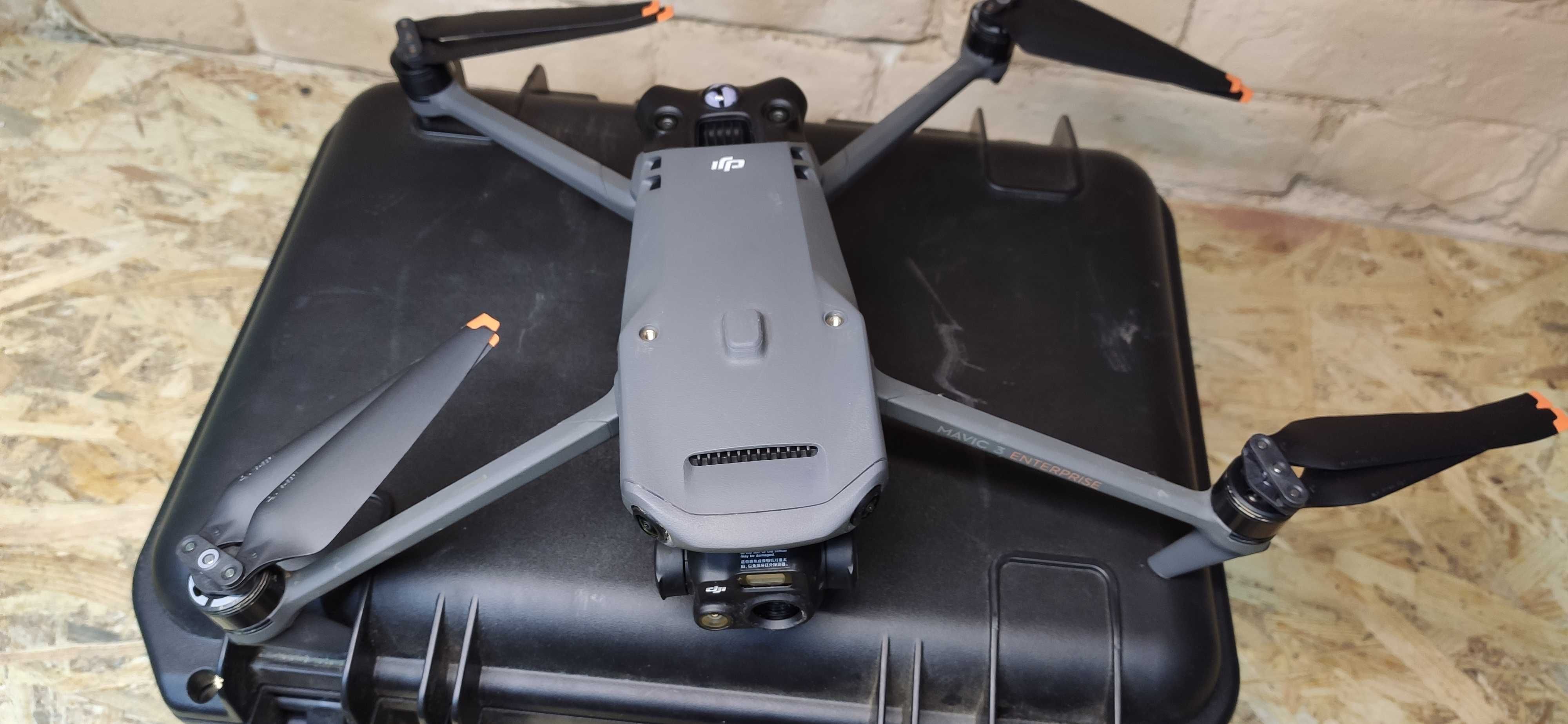 Квадрокоптер DJI Mavic 3T Enterprise Thermal