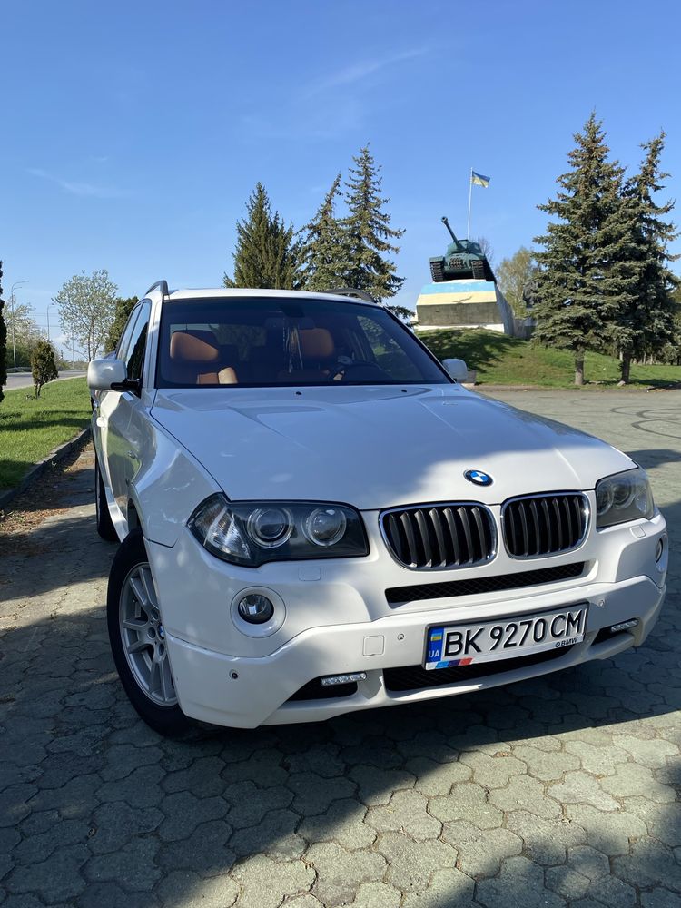 Автомобіль BMW X3