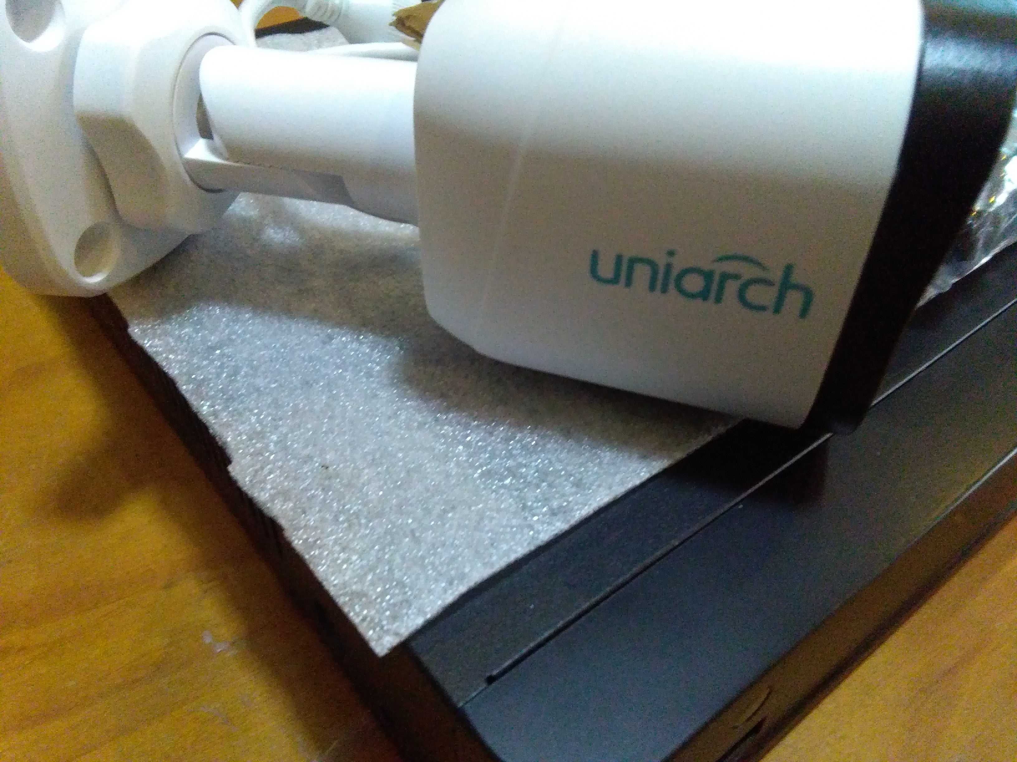 Videovigilancia-NVR  POE Uniview 8ch   e 1 camaras 1080P- com som