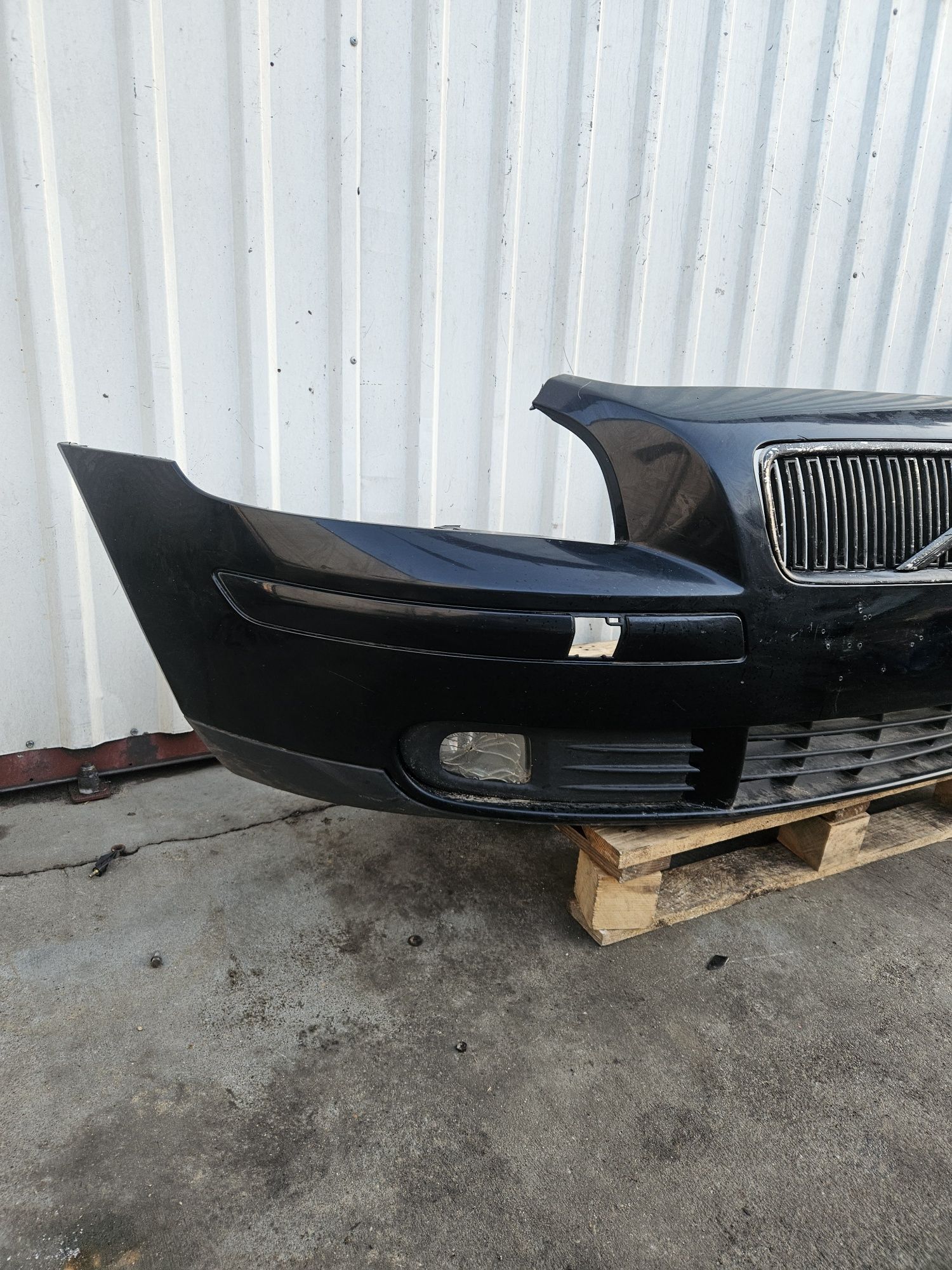 Zderzak przód Volvo V50