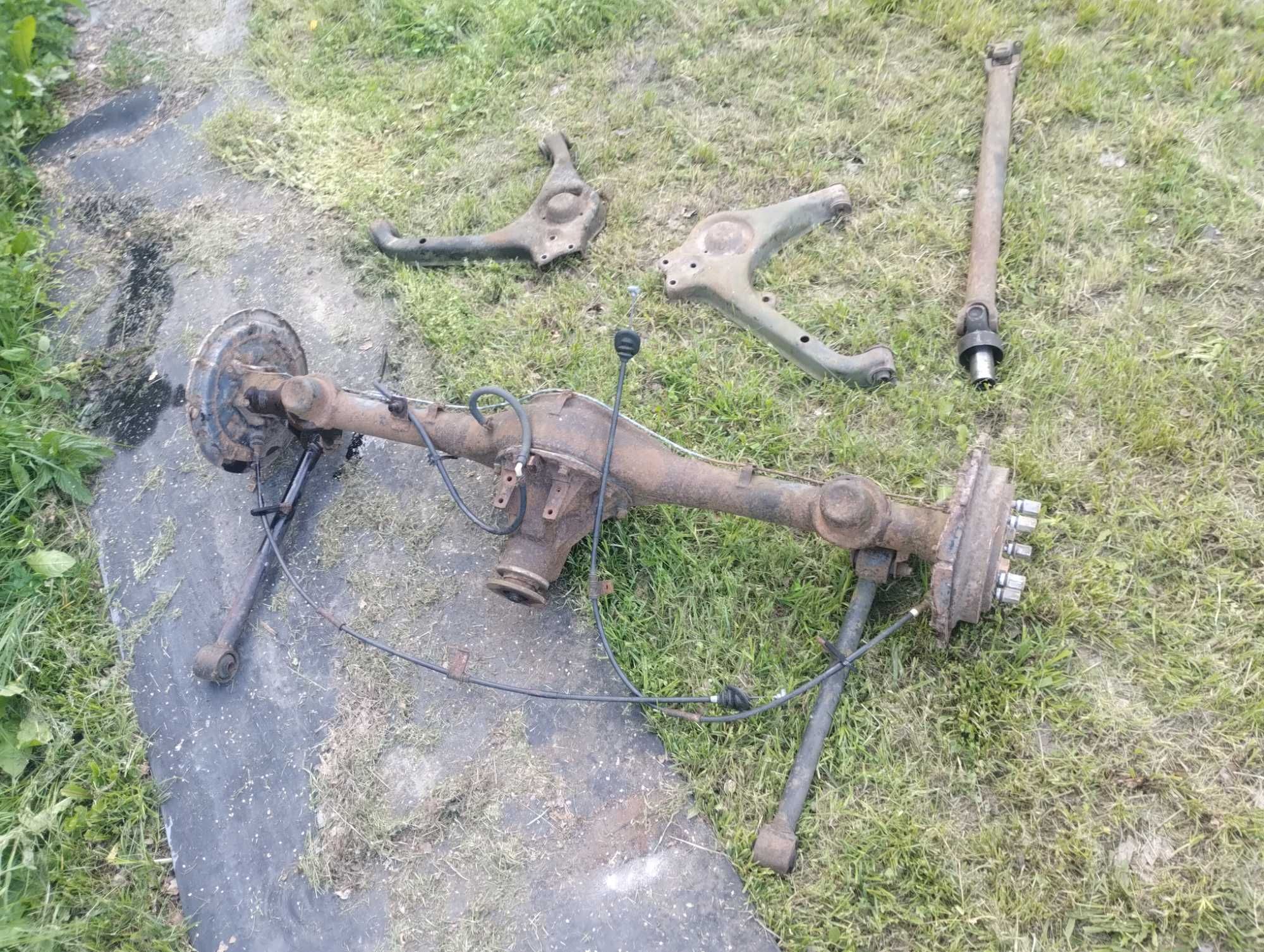 Vitara 1 automat most tył tylny wał wachacz.