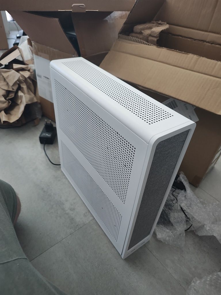 Obudowa Fd Ridge ITX biała, 3 sloty GPU