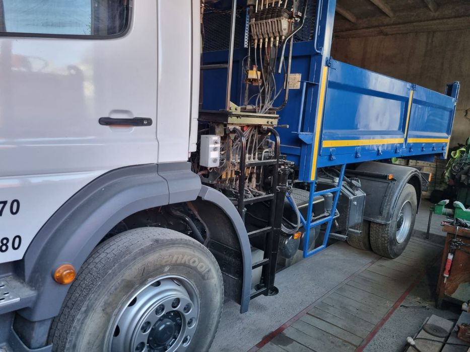 Послуги Мініекскаватор, маніпулятор, ямобур, траншеєкопач